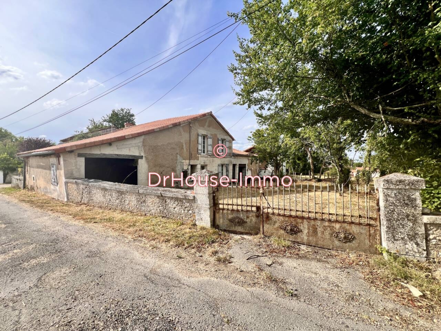Photo 1 : Vente Maison 7 pièces Ribérac 200 m²