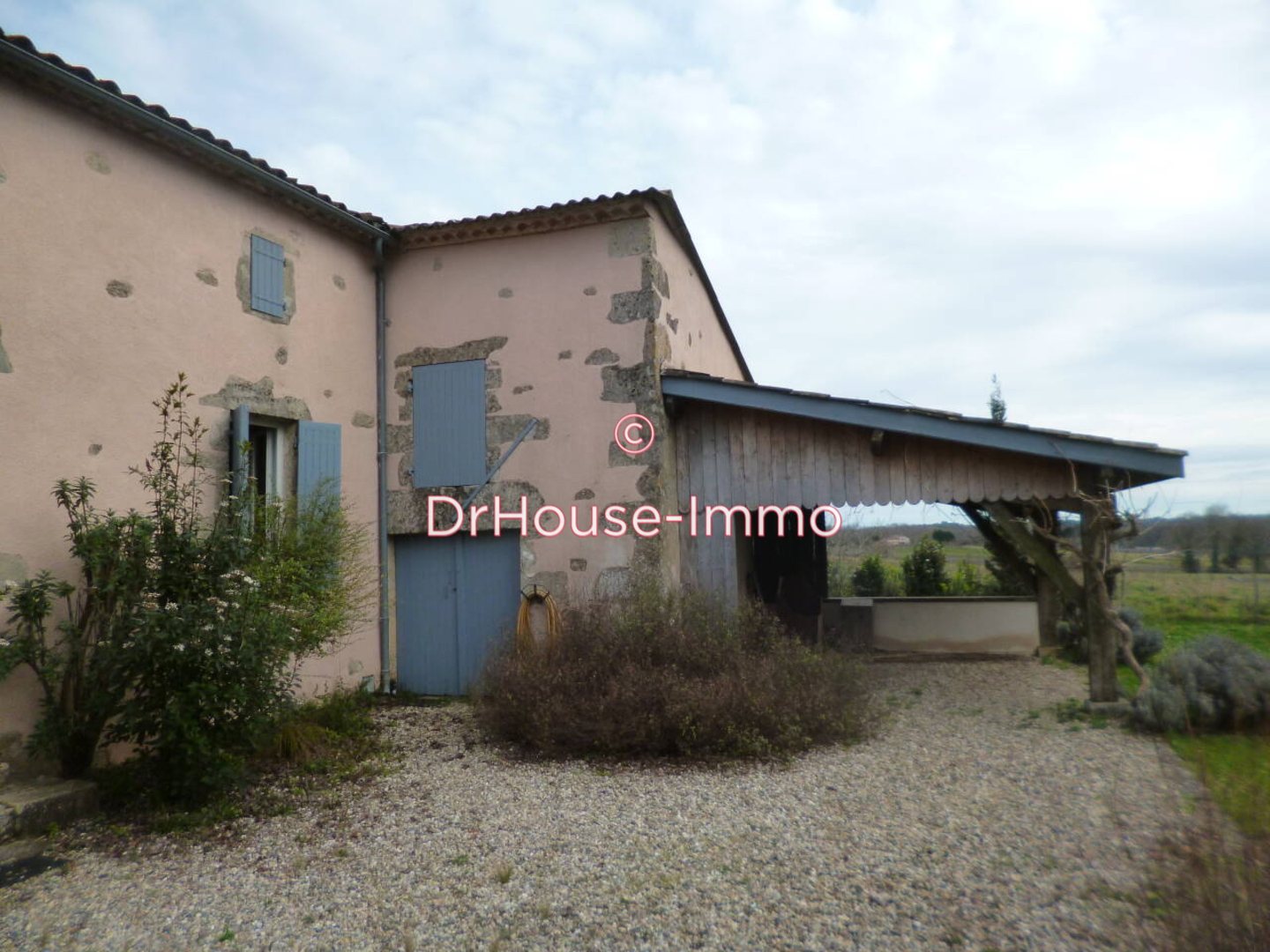 Photo 3 : Vente Maison 9 pièces Arbis 227 m²