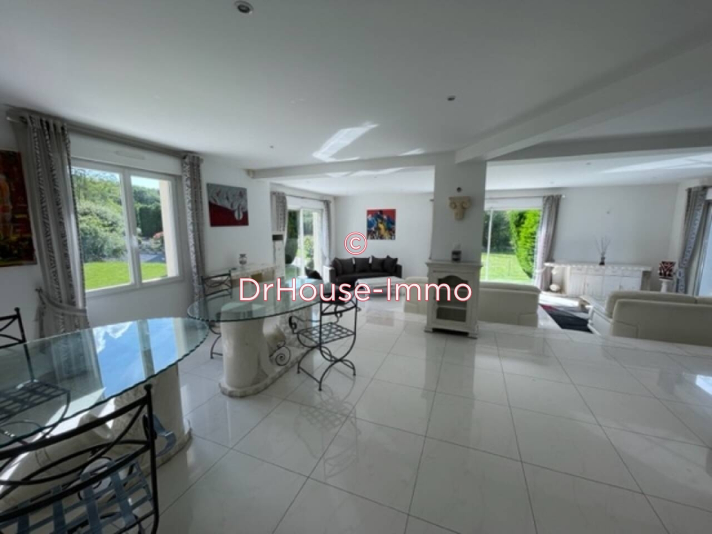 Photo 3 : Vente Maison 8 pièces Saint-Pierre-lès-Nemours 260 m²