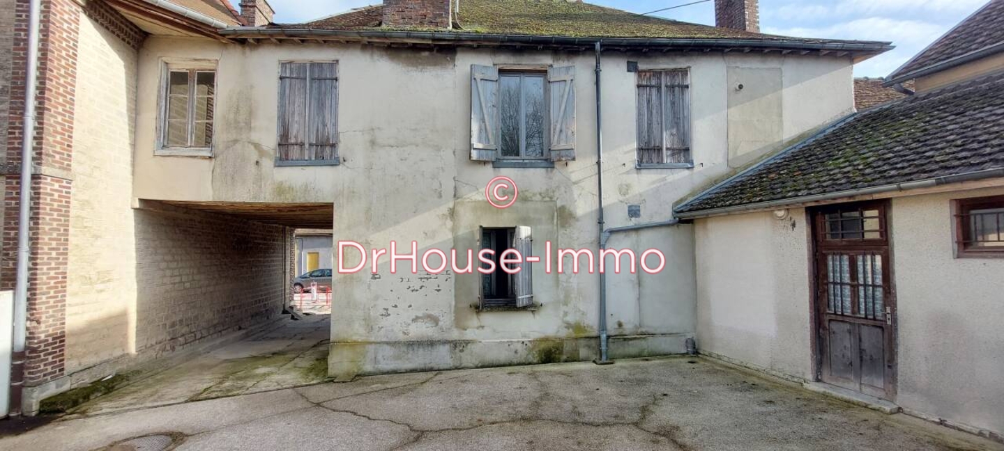 Photo 2 : Vente Immeuble Bréviandes 250 m²