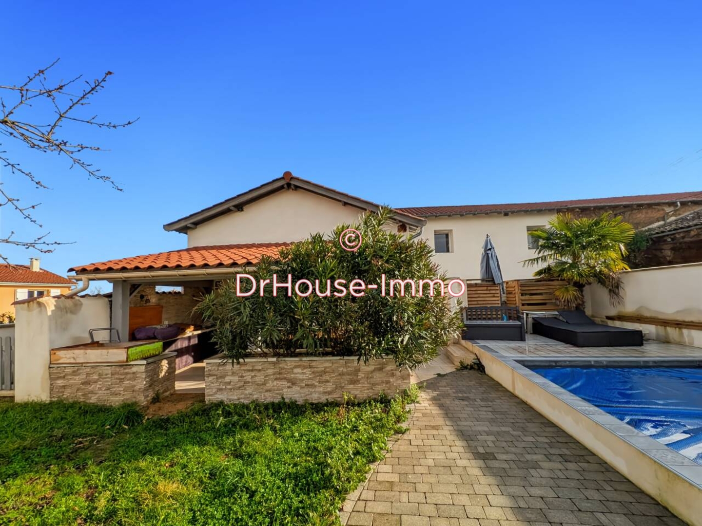 Photo 2 : Vente Maison 5 pièces Salles-Arbuissonnas-en-Beaujolais 175 m²