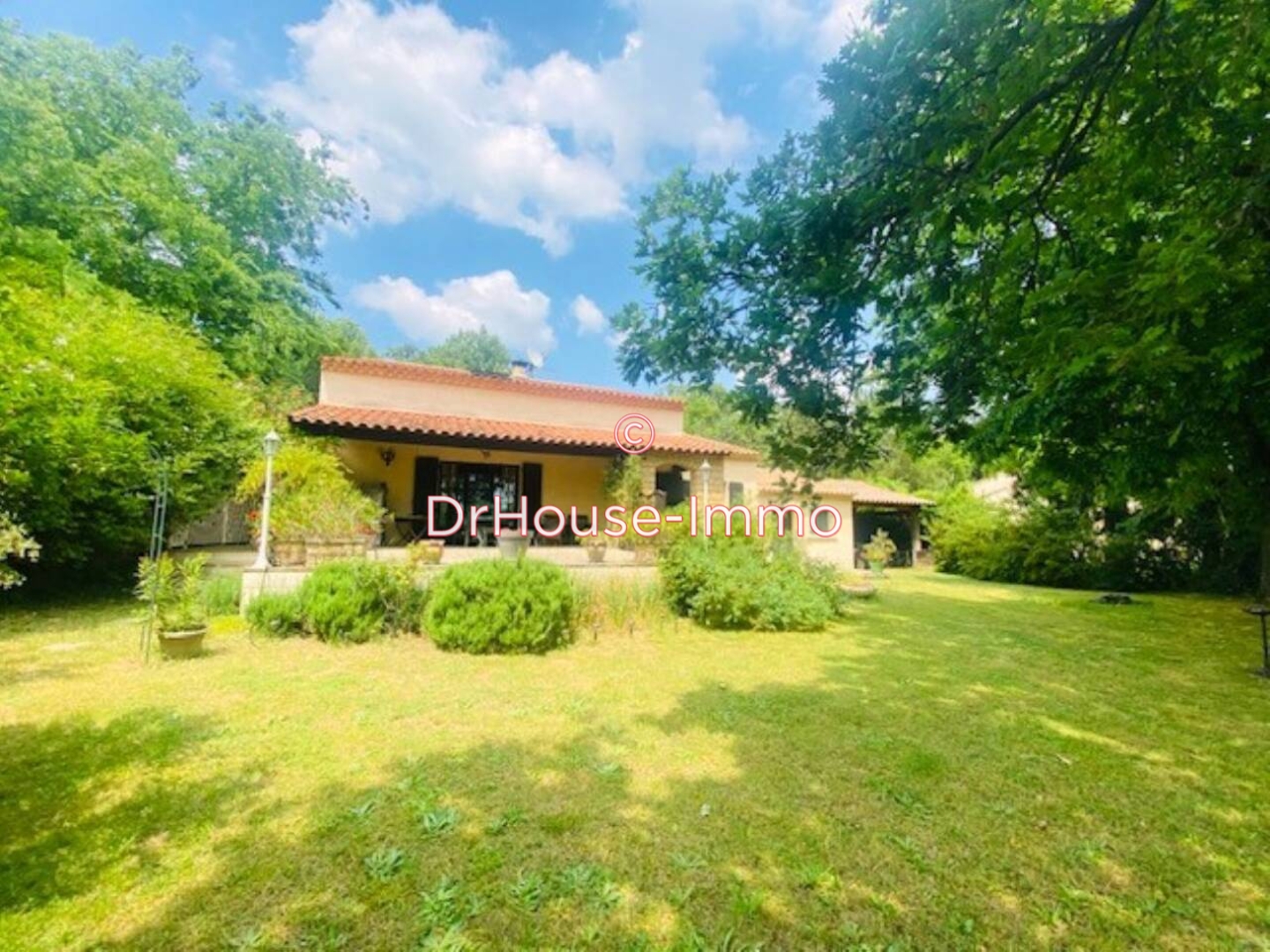 Photo 2 : Vente Maison 7 pièces Uzès 220 m²