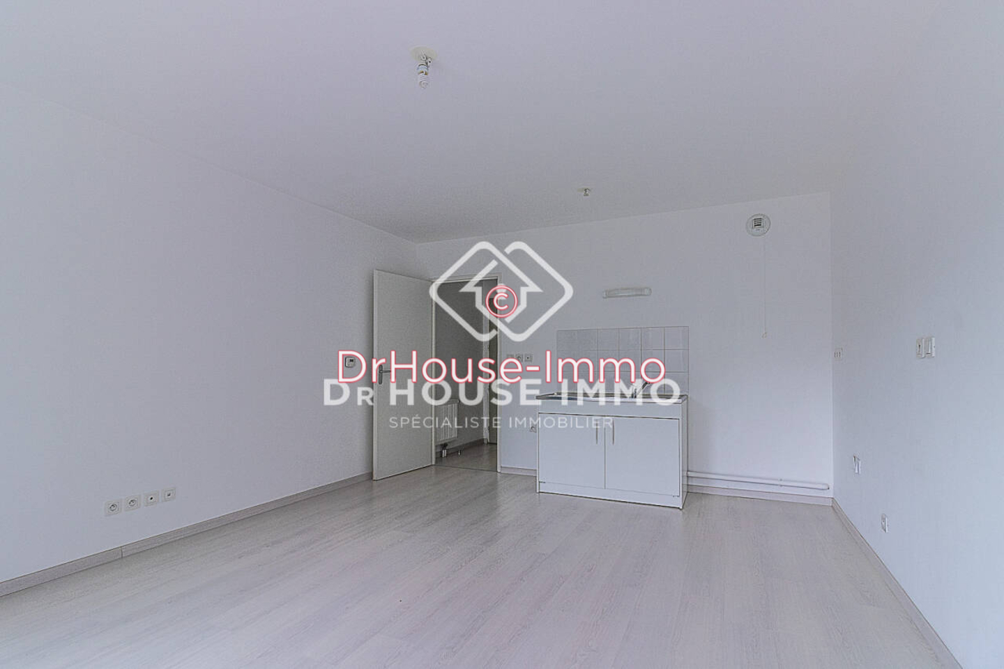 Photo 2 : Vente Appartement 2 pièces Lille 42 m²