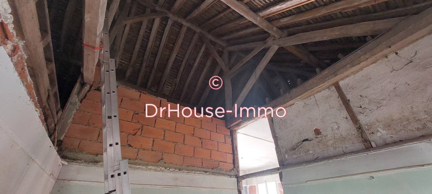 Photo 3 : Vente Maison longère Saint-Julien-les-Villas 120 m²