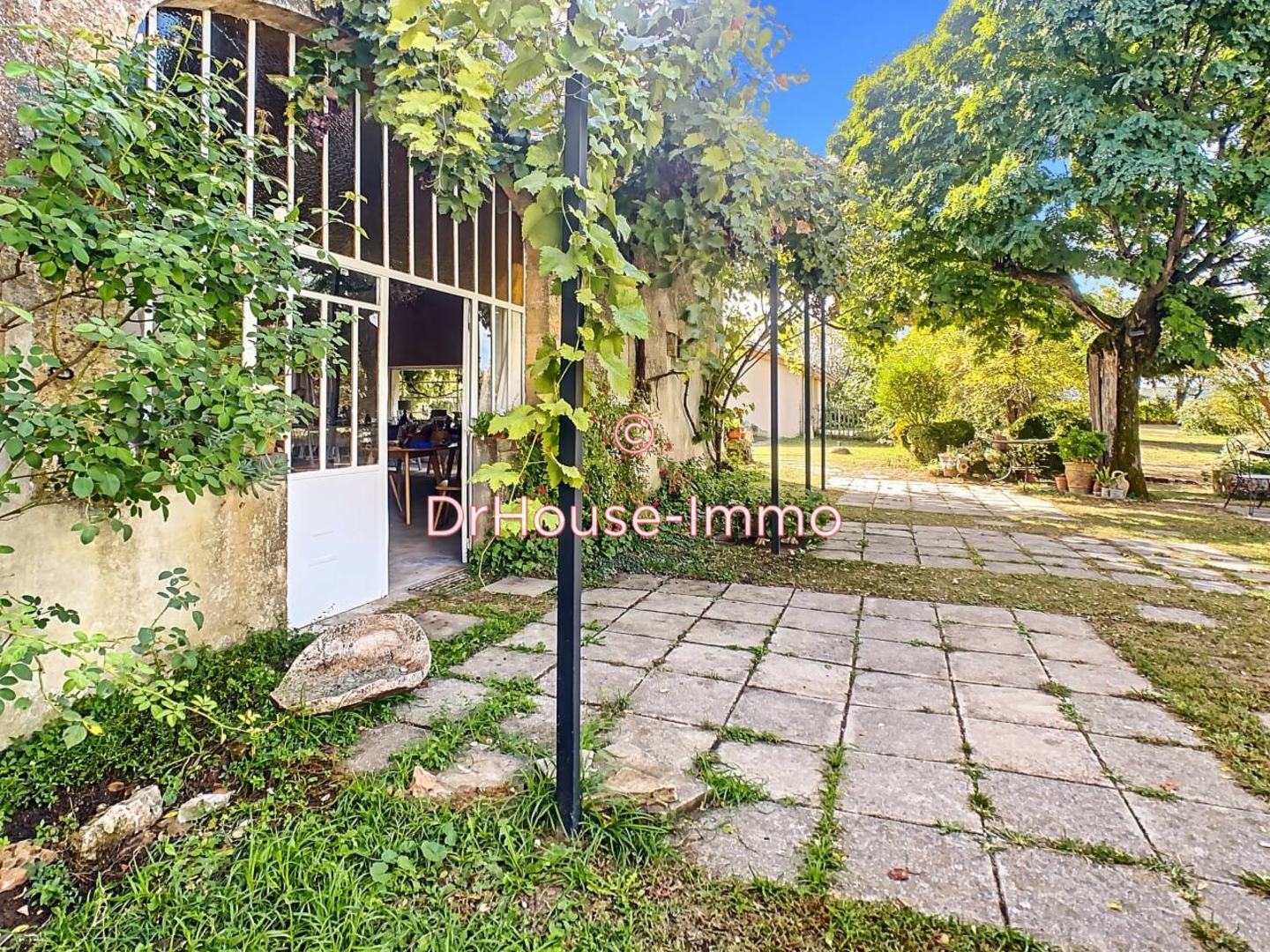 Photo 3 : Vente Maison 15 pièces Saint-Émilion 600 m²
