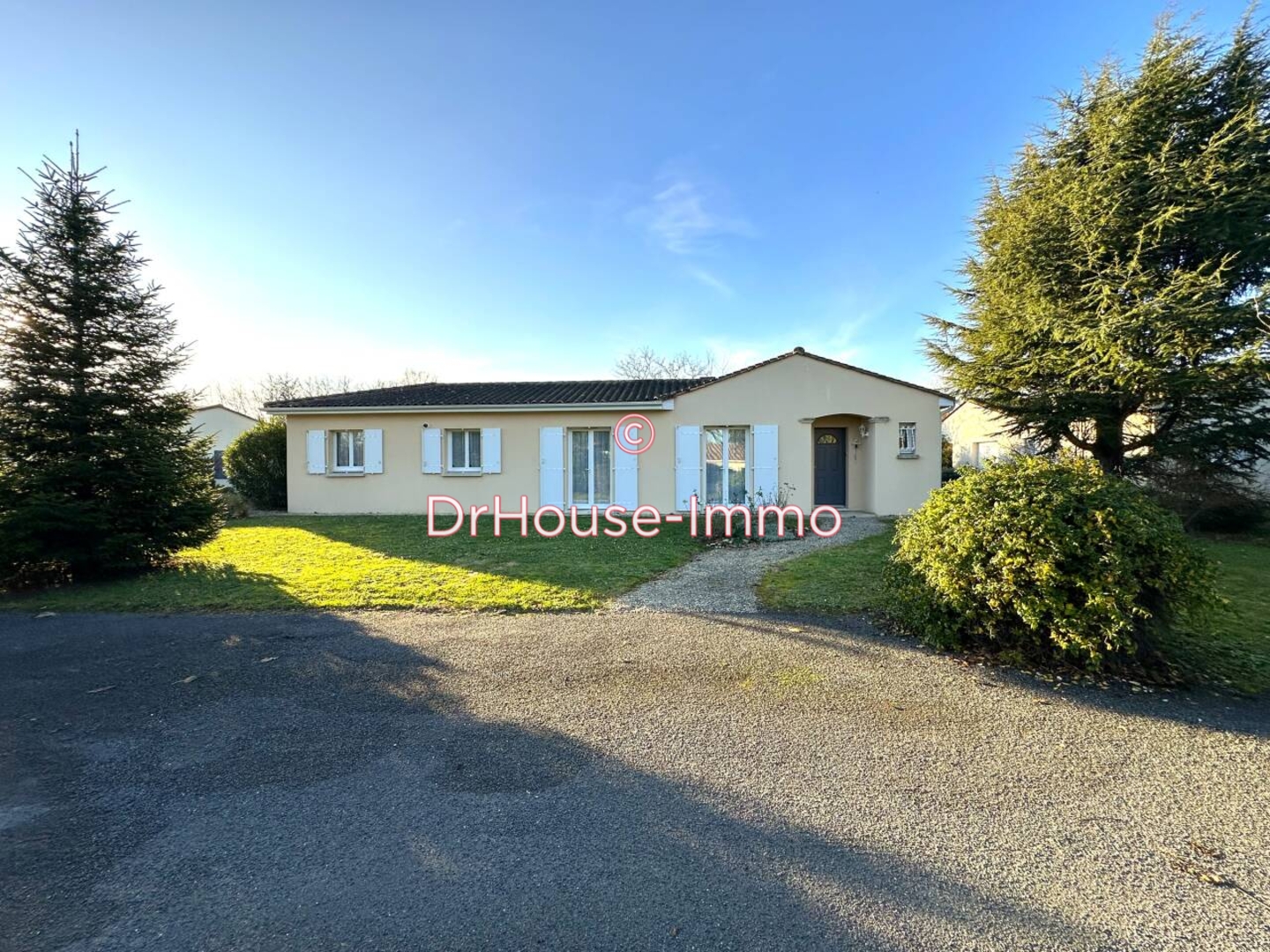 Photo 2 : Vente Maison 5 pièces Saint-Yrieix-sur-Charente 132 m²