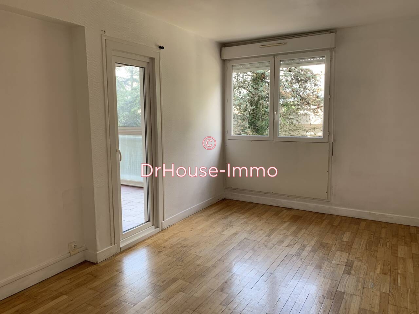 Photo 3 : Vente Appartement 5 pièces Bagnols-sur-Cèze 123 m²