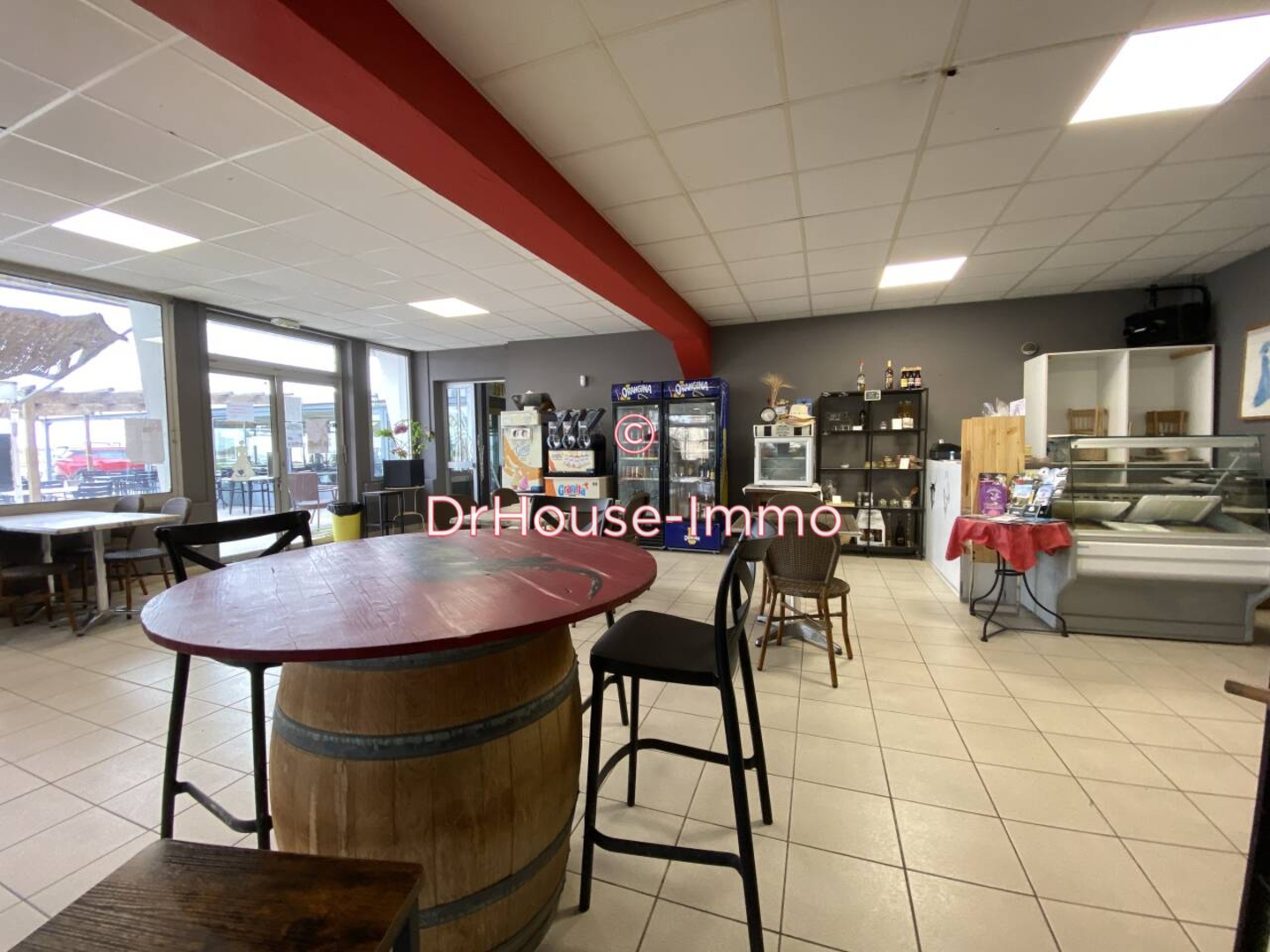 Photo 2 : Vente Commerce 24 pièces Aigues-Mortes 550 m²