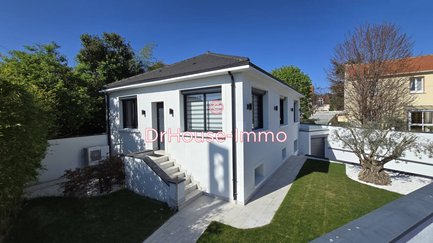 Photo 1 : Vente Maison 5 pièces Saint-Maur-des-Fossés 138 m²