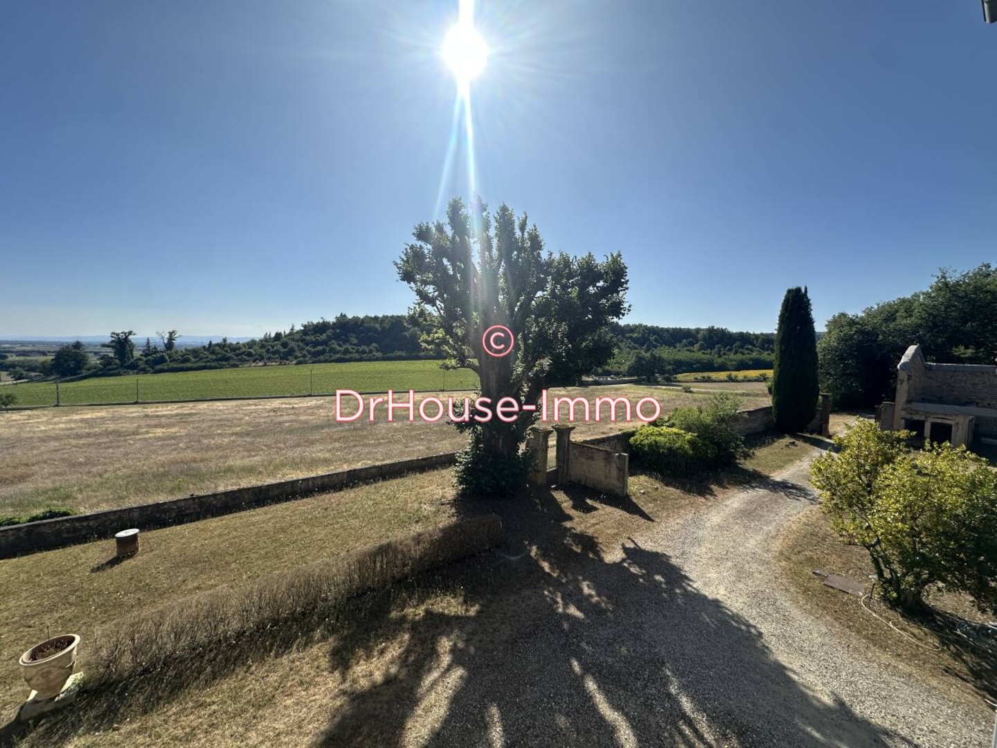 Photo 2 : Vente Maison 6 pièces Châtillon-Saint-Jean 350 m²