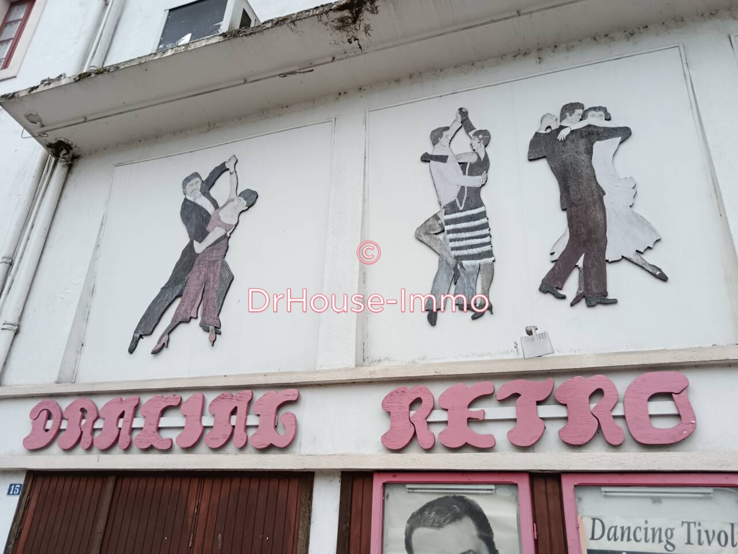 Photo 2 : Vente Commerce 10 pièces Villeneuve-sur-Lot 700 m²