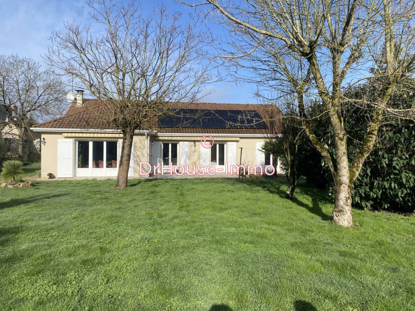 Photo 1 : Vente Maison 5 pièces Lésigny 158 m²