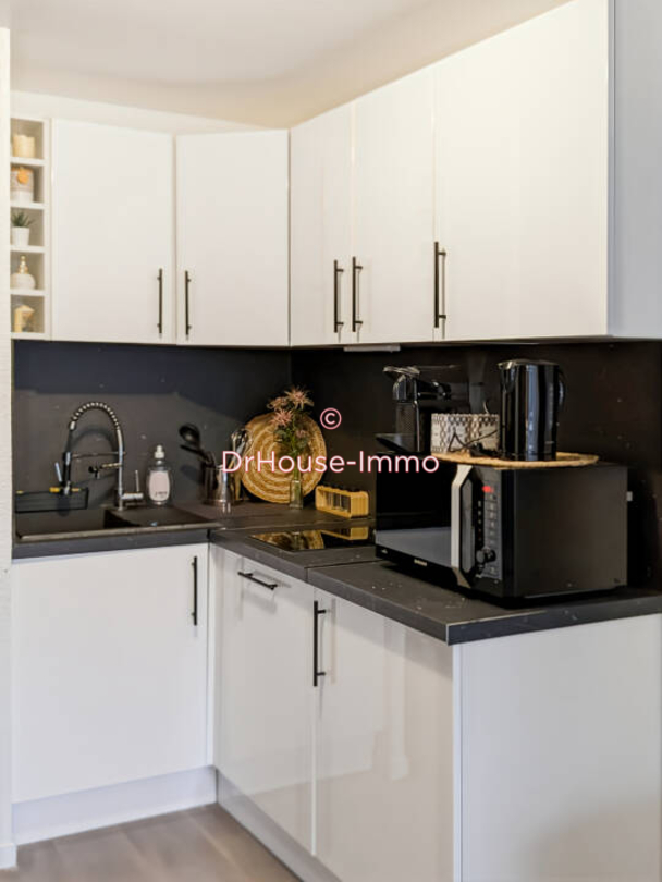 Photo 2 : Vente Appartement 2 pièces Vaulx-en-Velin 33 m²