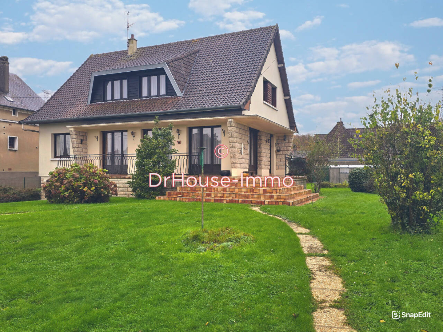 Photo 1 : Vente Maison 4 pièces Saint-Nicolas-d'Aliermont 120 m²