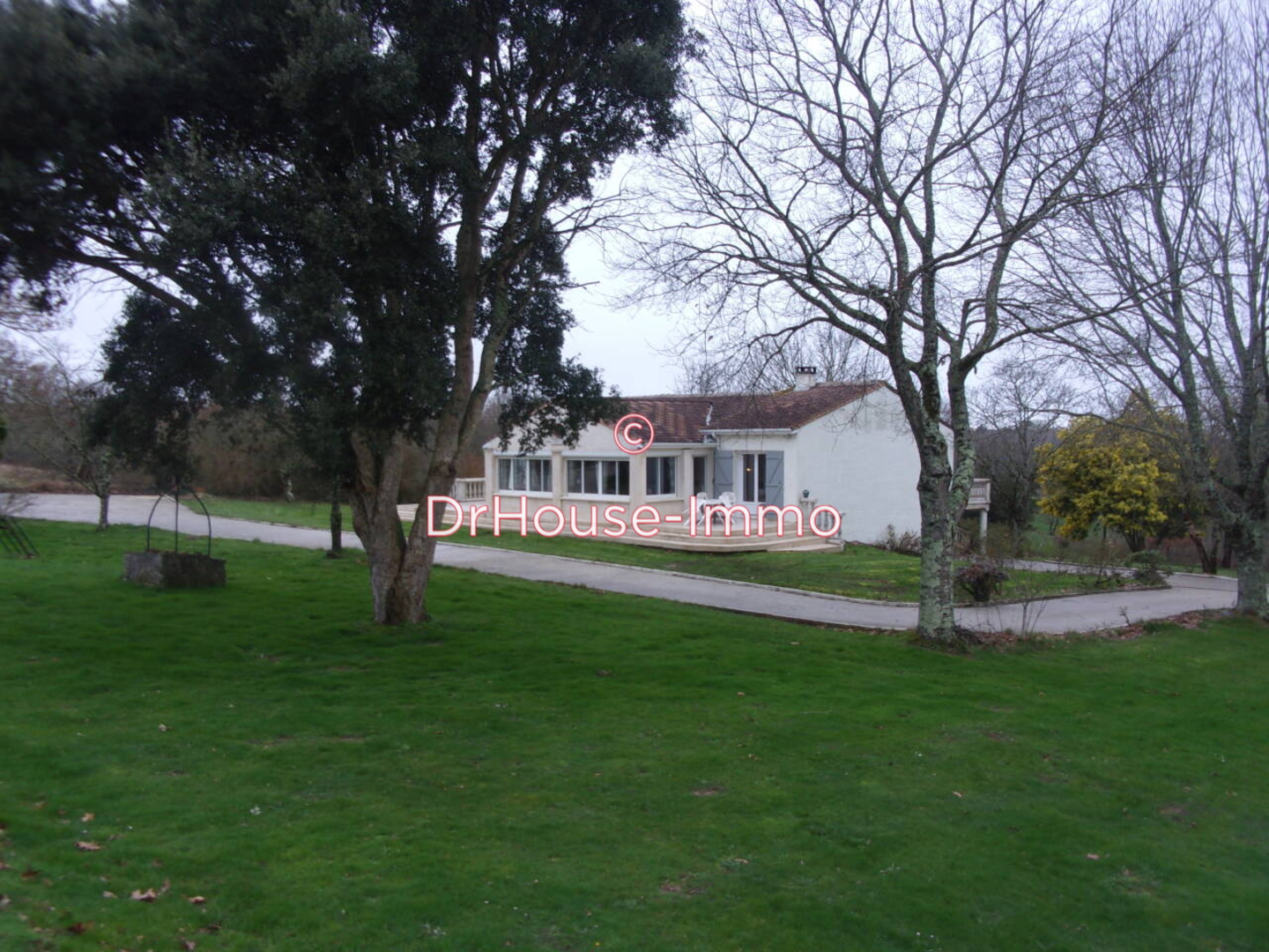 Photo 2 : Vente Maison 4 pièces Mirambeau 160 m²