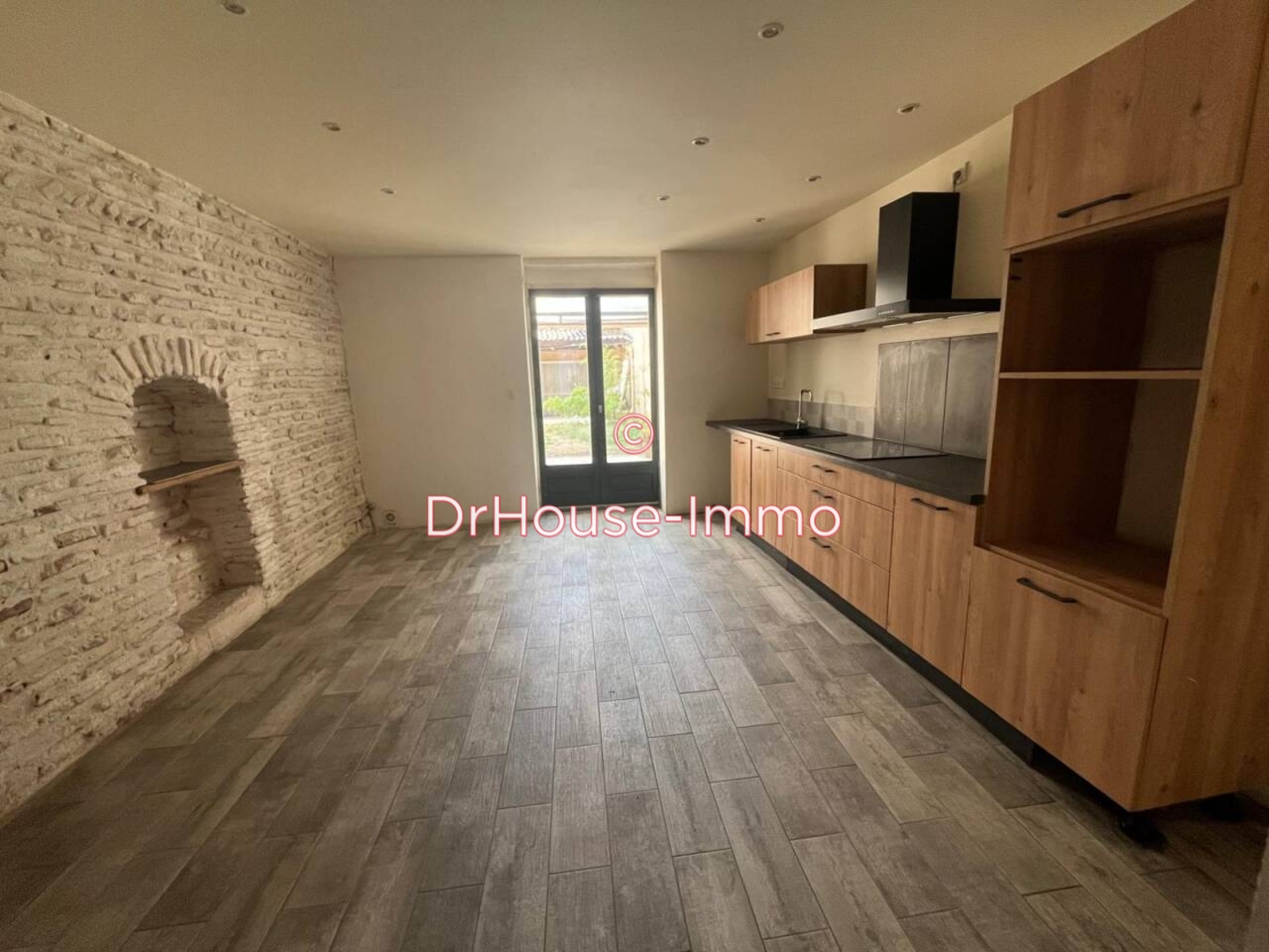 Photo 1 : Vente Maison 4 pièces Sainte-Livrade-sur-Lot 90 m²