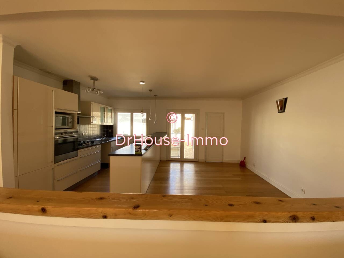 Photo 3 : Vente Maison 4 pièces Aigues-Mortes 105 m²