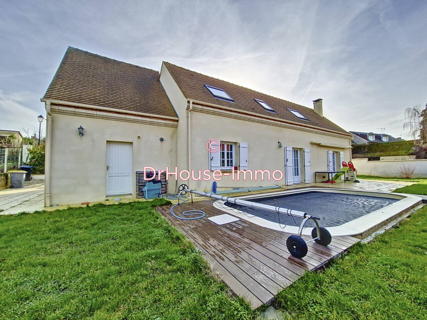 Photo 2 : Vente Maison 8 pièces Morainvilliers 193 m²