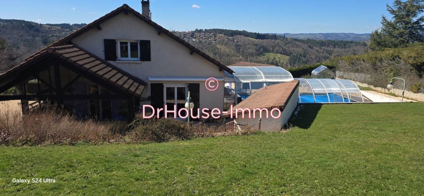 Photo 1 : Vente Maison 6 pièces Saint-Ferréol-d'Auroure 188 m²