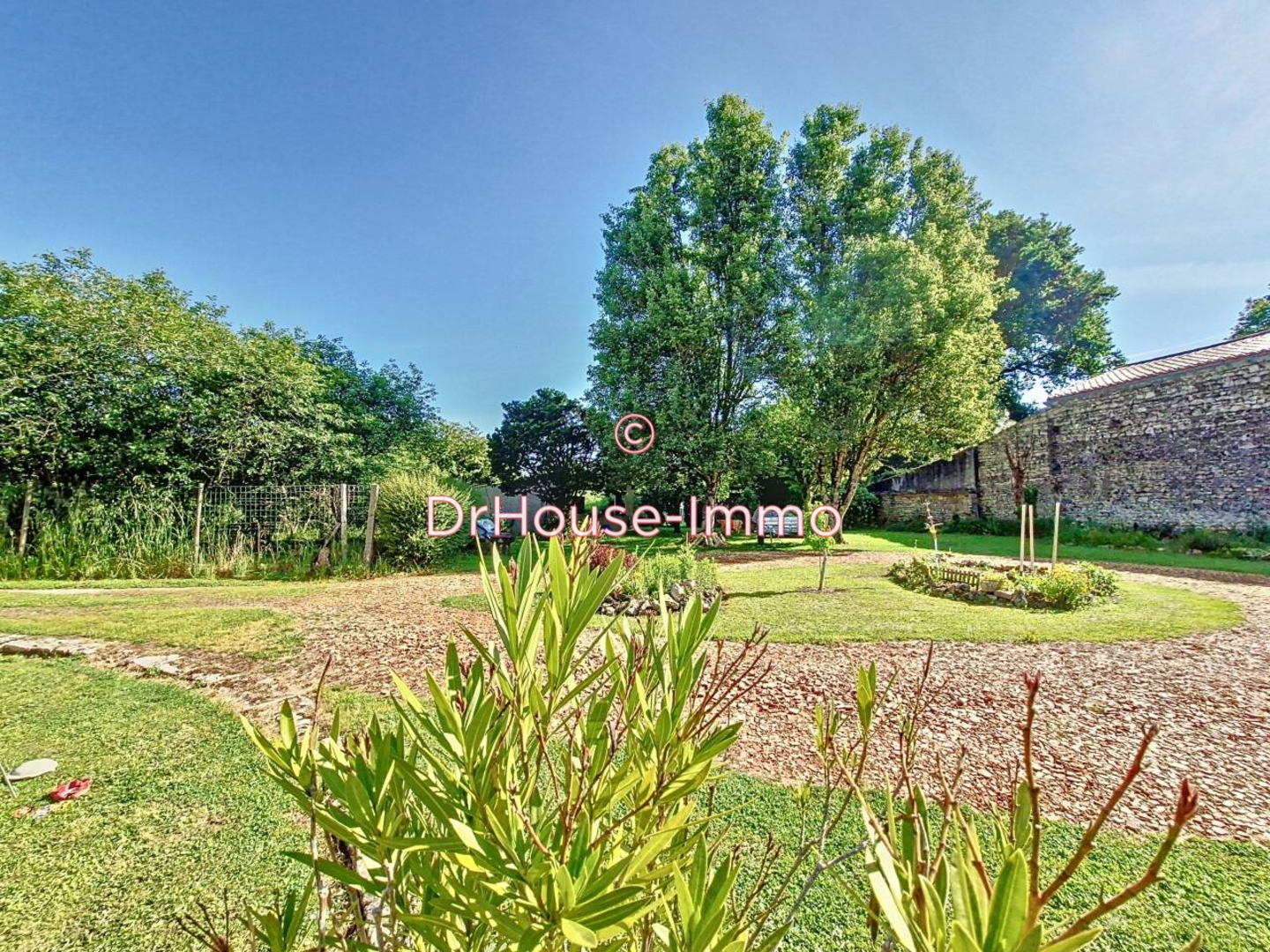 Photo 2 : Vente Maison 6 pièces Coulonges-sur-l'Autize 111 m²