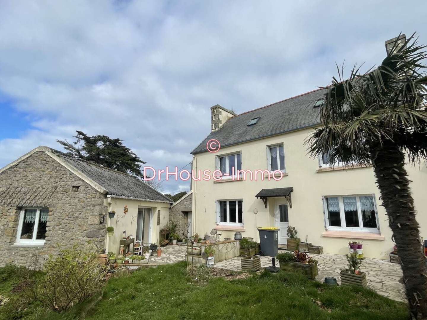 Photo 2 : Vente Maison 12 pièces Brignogan-plages 190 m²