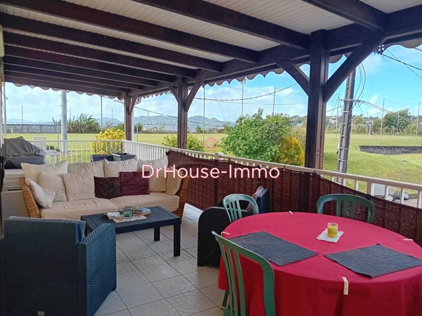 Photo 2 : Vente Immeuble 12 pièces Robert 350 m²