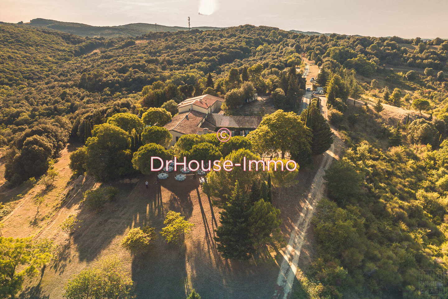 Photo 2 : Vente Maison 20 pièces Carcassonne 809 m²