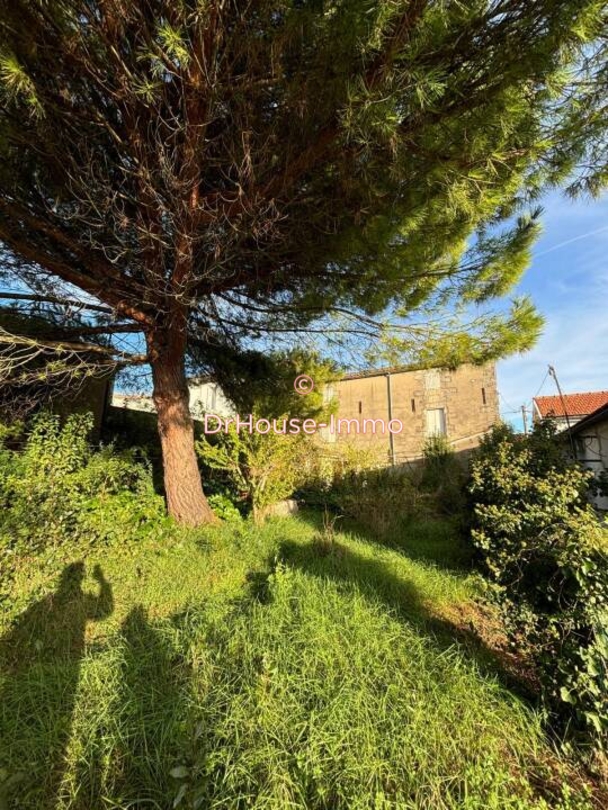Photo 2 : Vente Immeuble 11 pièces Gond-Pontouvre 230 m²