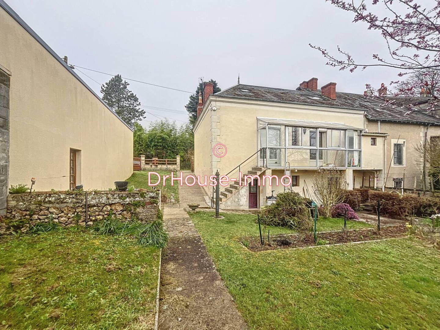 Photo 1 : Vente Maison 4 pièces Château-la-Vallière 97 m²
