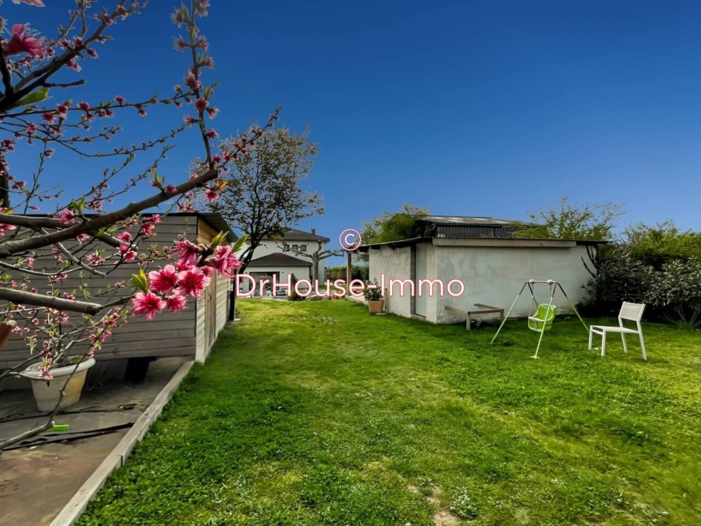 Photo 1 : Vente Maison 6 pièces Saint-Bernard 150 m²