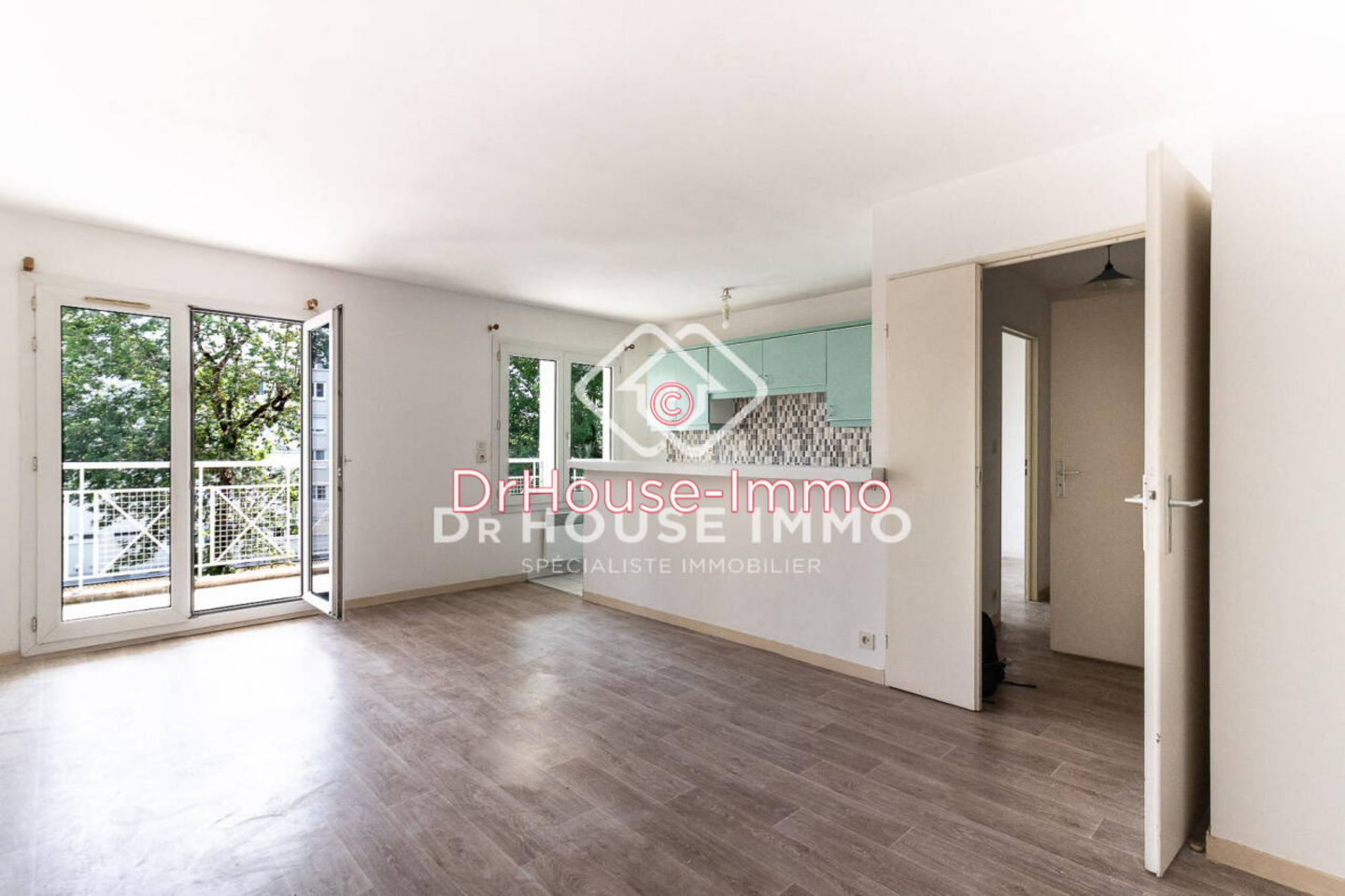 Photo 1 : Vente Appartement 2 pièces Lille 48 m²