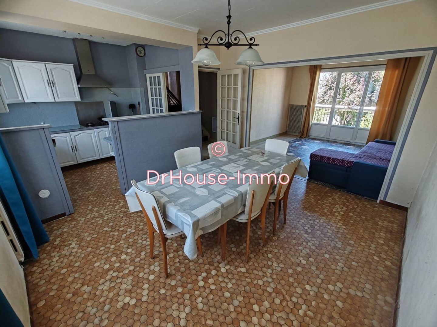 Photo 2 : Vente Maison 6 pièces Port-de-Piles 95 m²