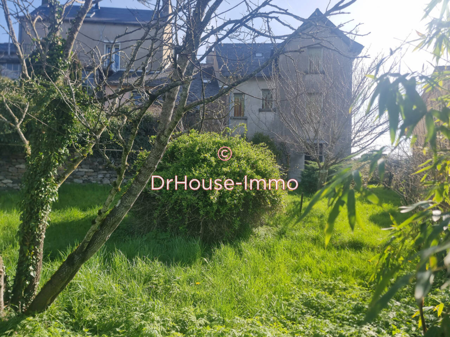 Photo 2 : Vente Maison 6 pièces Le Monastère 100 m²