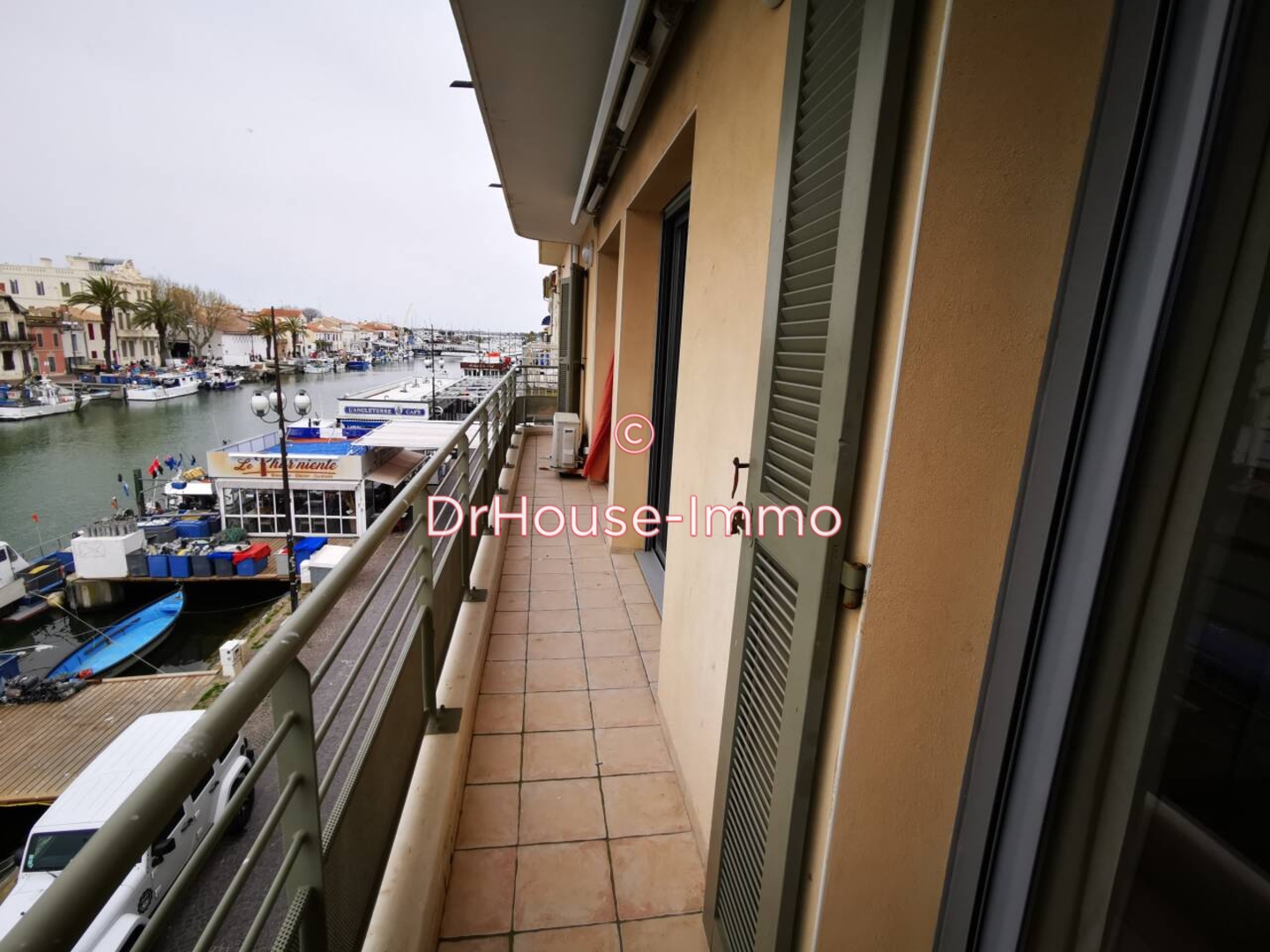 Photo 2 : Vente Appartement 5 pièces Le Grau-du-Roi 129 m²