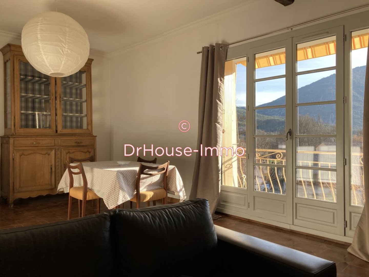 Photo 2 : Vente Appartement 5 pièces Castellane 120 m²