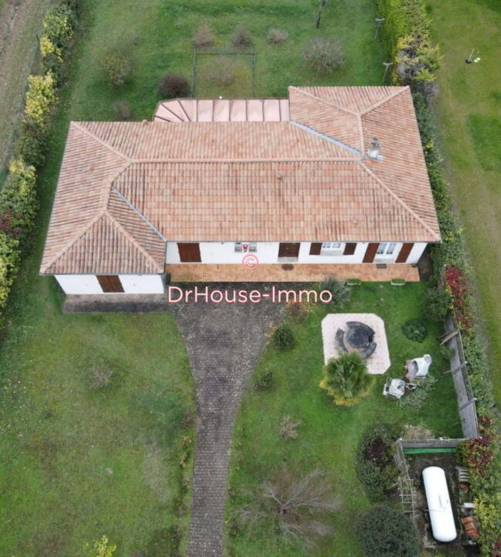 Photo 1 : Vente Maison 6 pièces Hiersac 153 m²