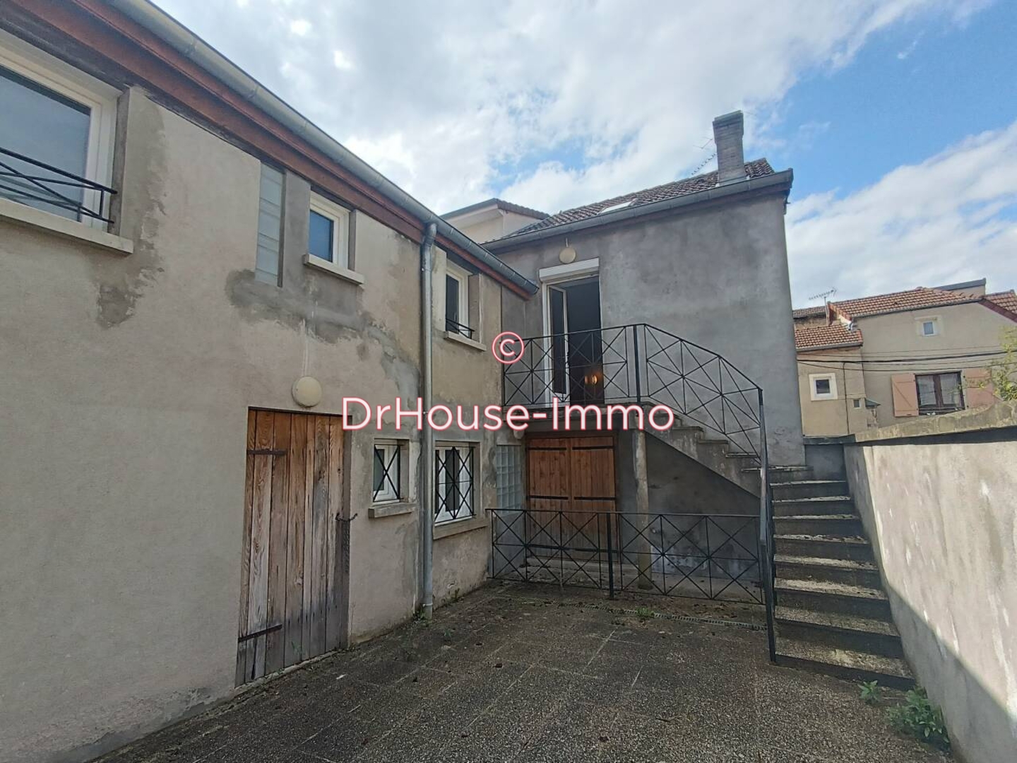 Photo 1 : Vente Immeuble 5 pièces Chaumont 117 m²