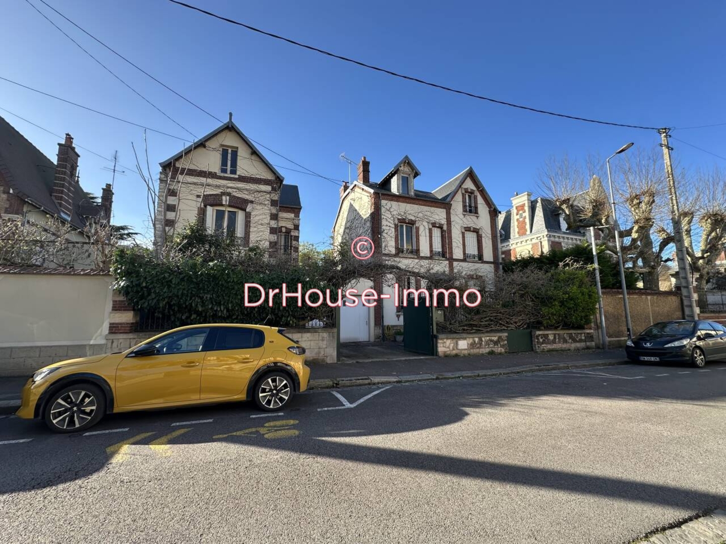 Photo 1 : Vente Maison 12 pièces Mantes-la-Jolie 308 m²