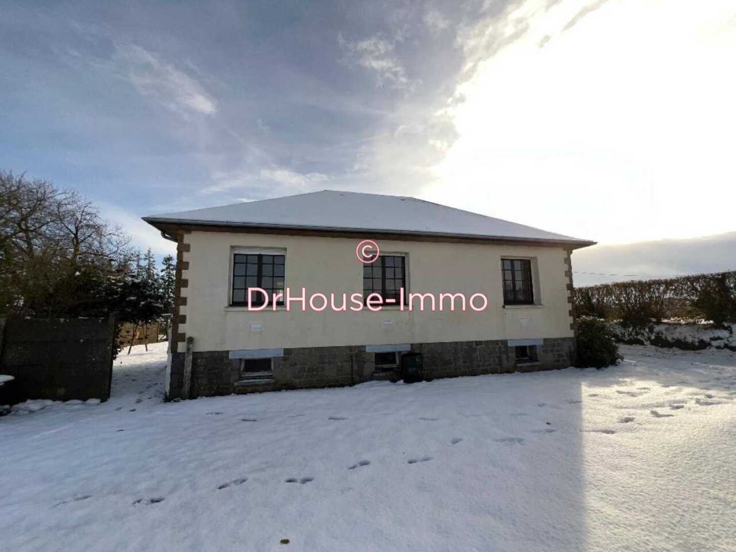 Photo 2 : Vente Maison 5 pièces Saint-Quentin-les-Chardonnets 93 m²