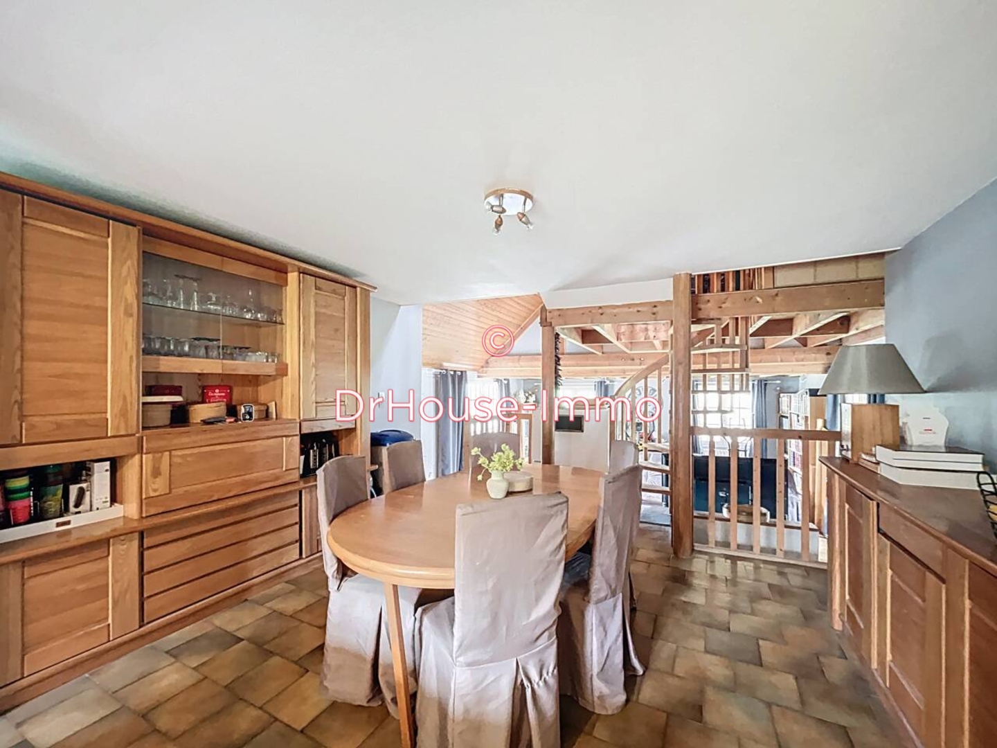Photo 1 : Vente Maison 8 pièces Marcilly-sur-Maulne 252 m²