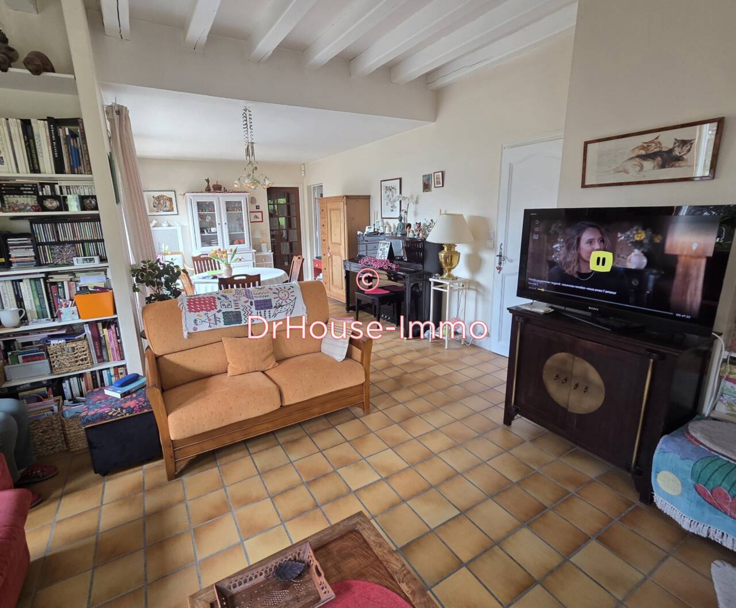 Photo 3 : Vente Maison 8 pièces Saint-Julien-les-Villas 170 m²