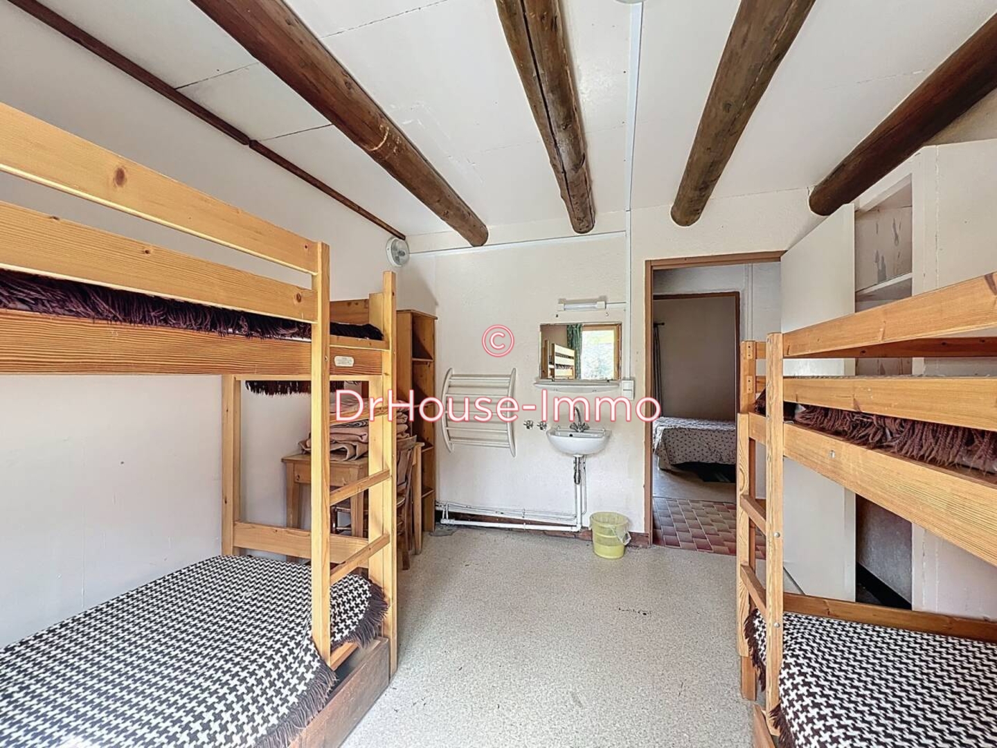 Photo 2 : Vente Immeuble 14 pièces Crest-Voland 328 m²