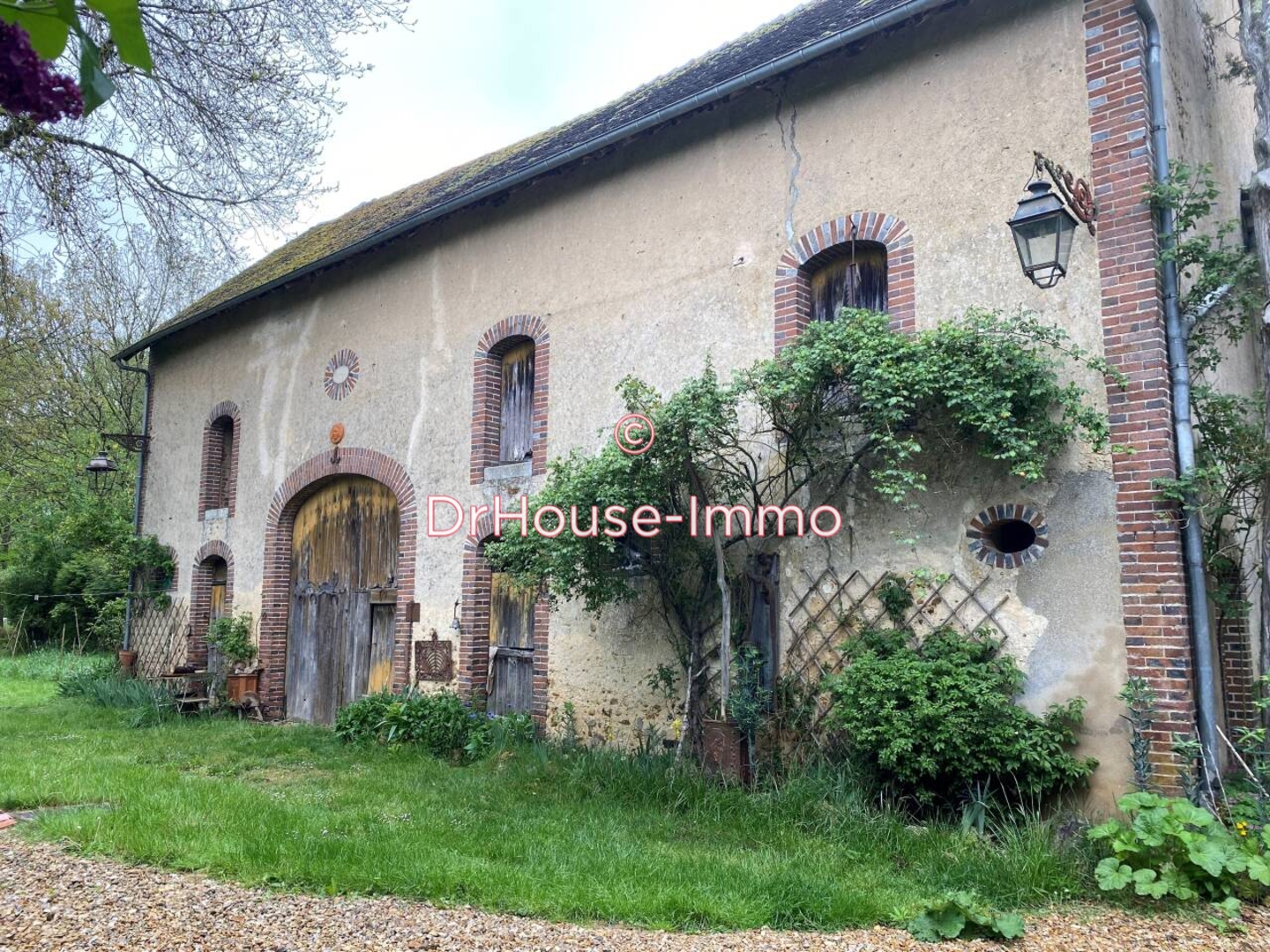 Photo 2 : Vente Maison 7 pièces Tannerre-en-Puisaye 185 m²