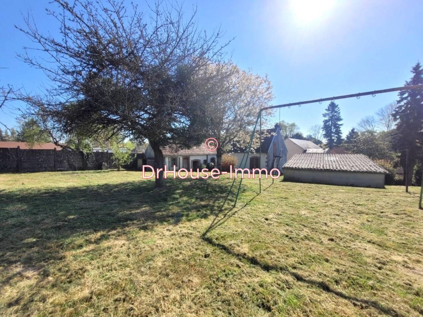 Photo 2 : Vente Maison 5 pièces Savigny-sur-Clairis 100 m²