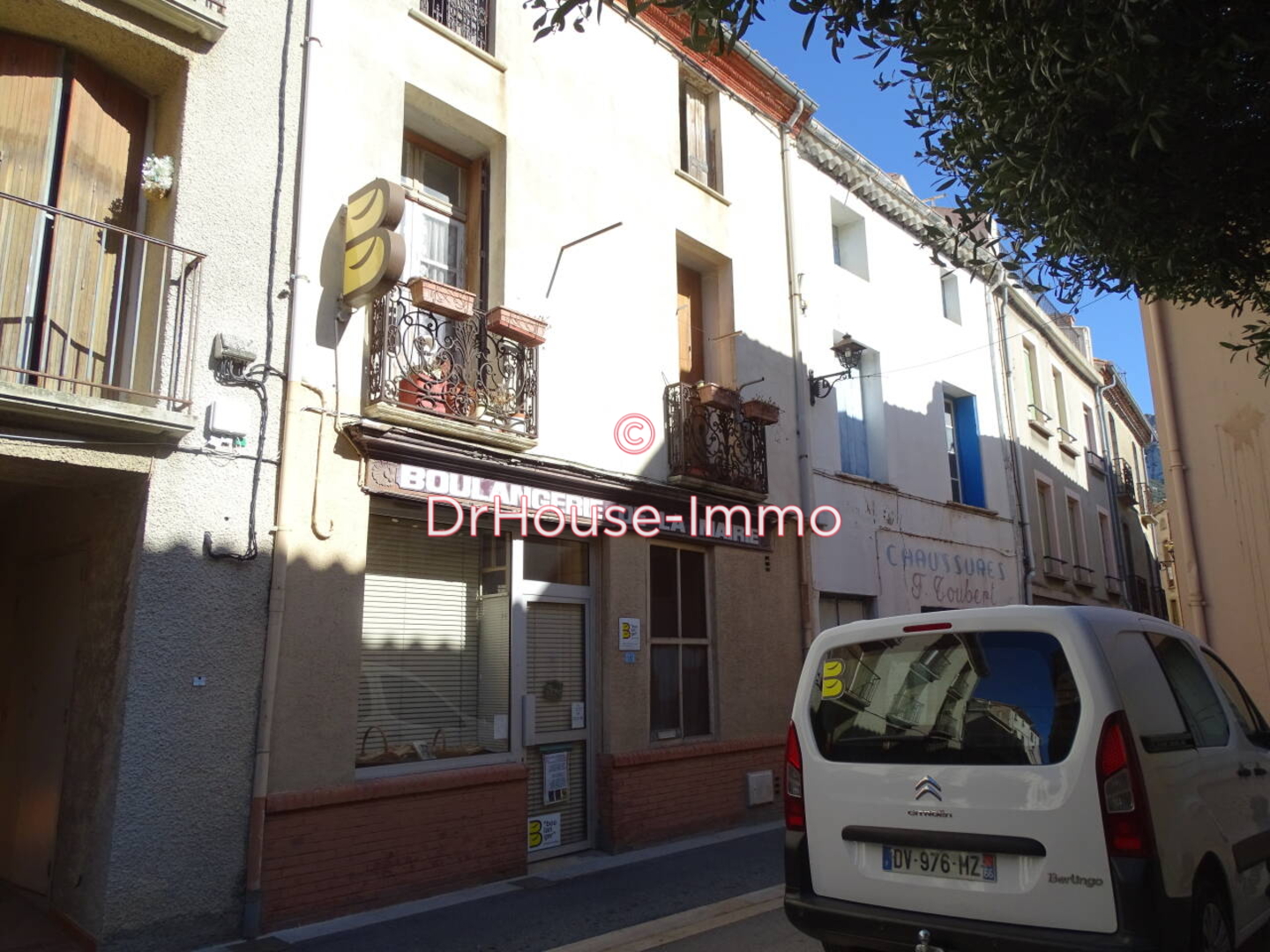 Photo 1 : Vente Commerce 4 pièces Saint-Paul-de-Fenouillet 65 m²