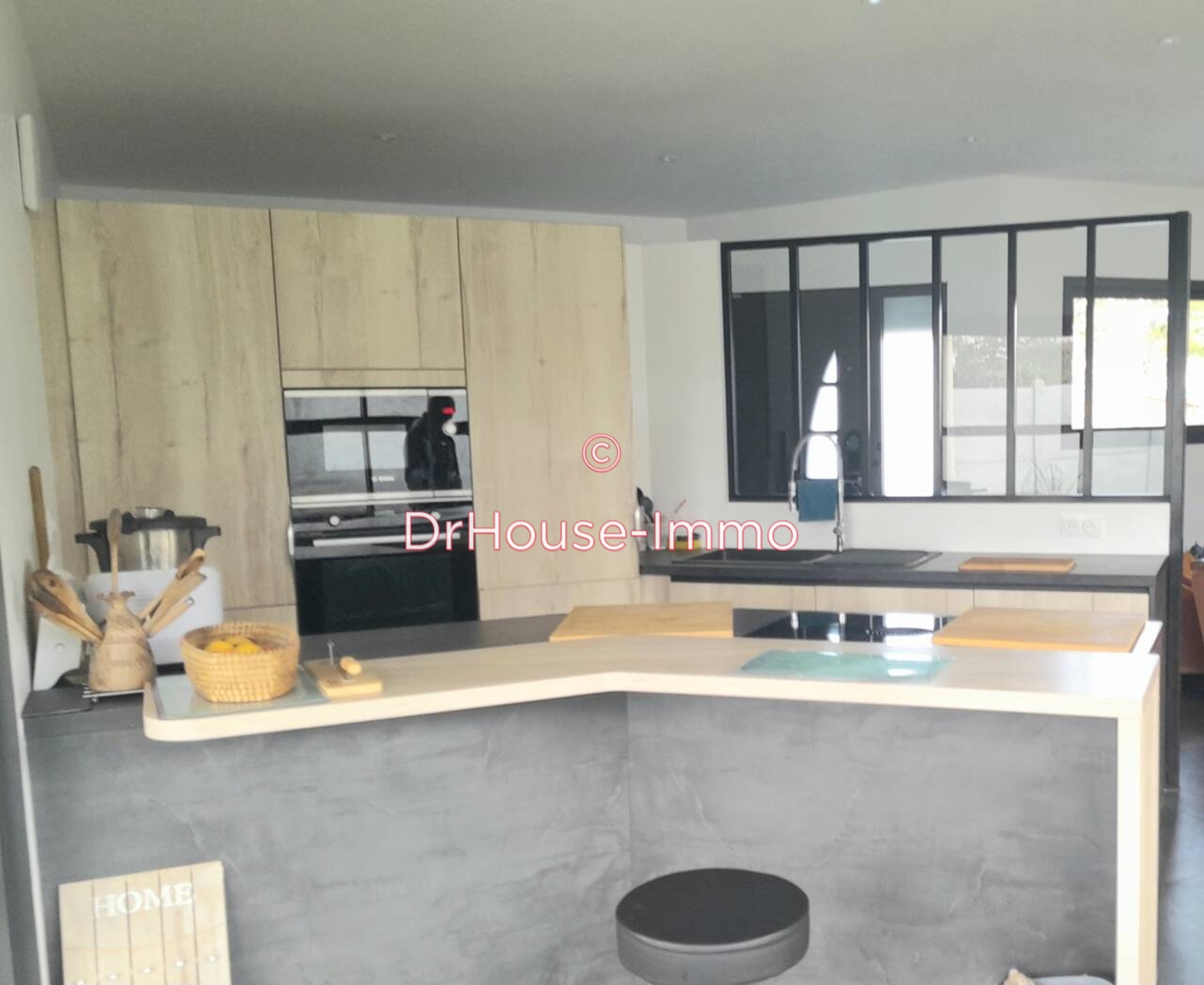 Photo 1 : Vente Maison 7 pièces Challans 146 m²