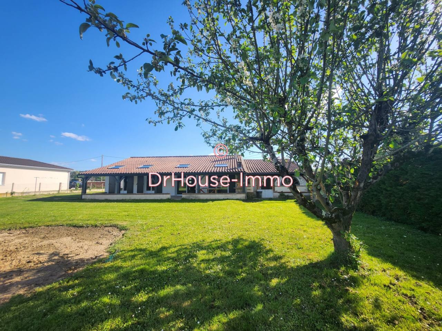 Photo 3 : Vente Maison 5 pièces Saint-Laurent-des-Vignes 108 m²