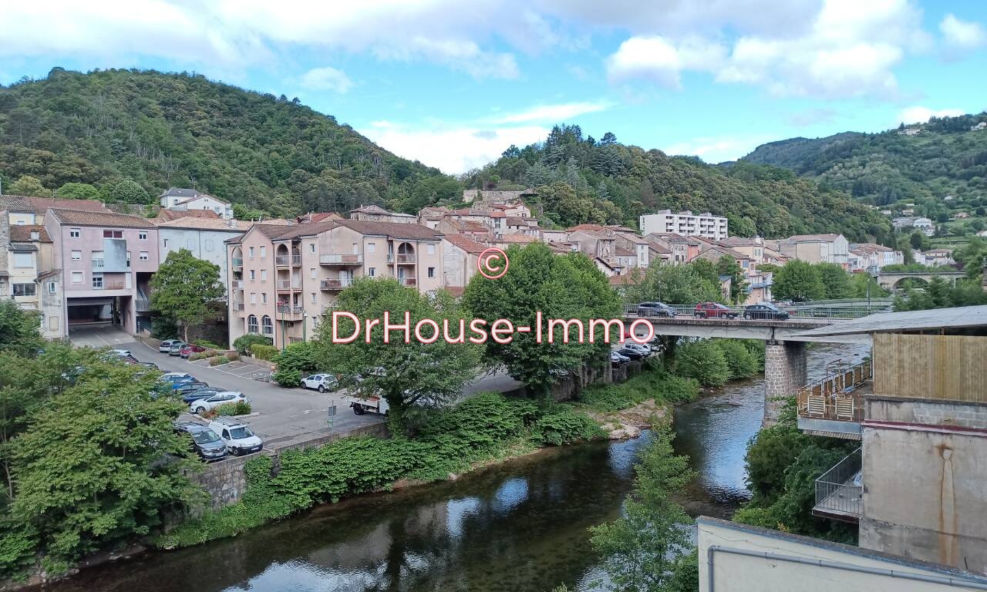 Photo 2 : Vente Appartement 4 pièces Vals-les-Bains 81 m²