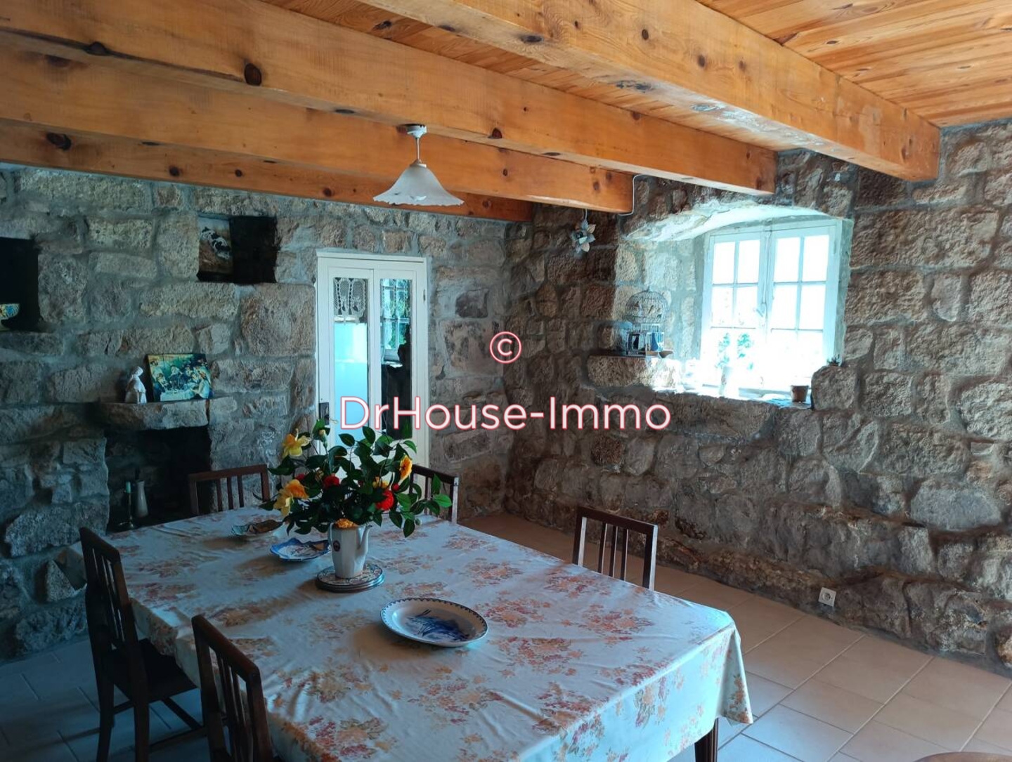 Photo 3 : Vente Maison 6 pièces Montpezat-sous-Bauzon 144 m²