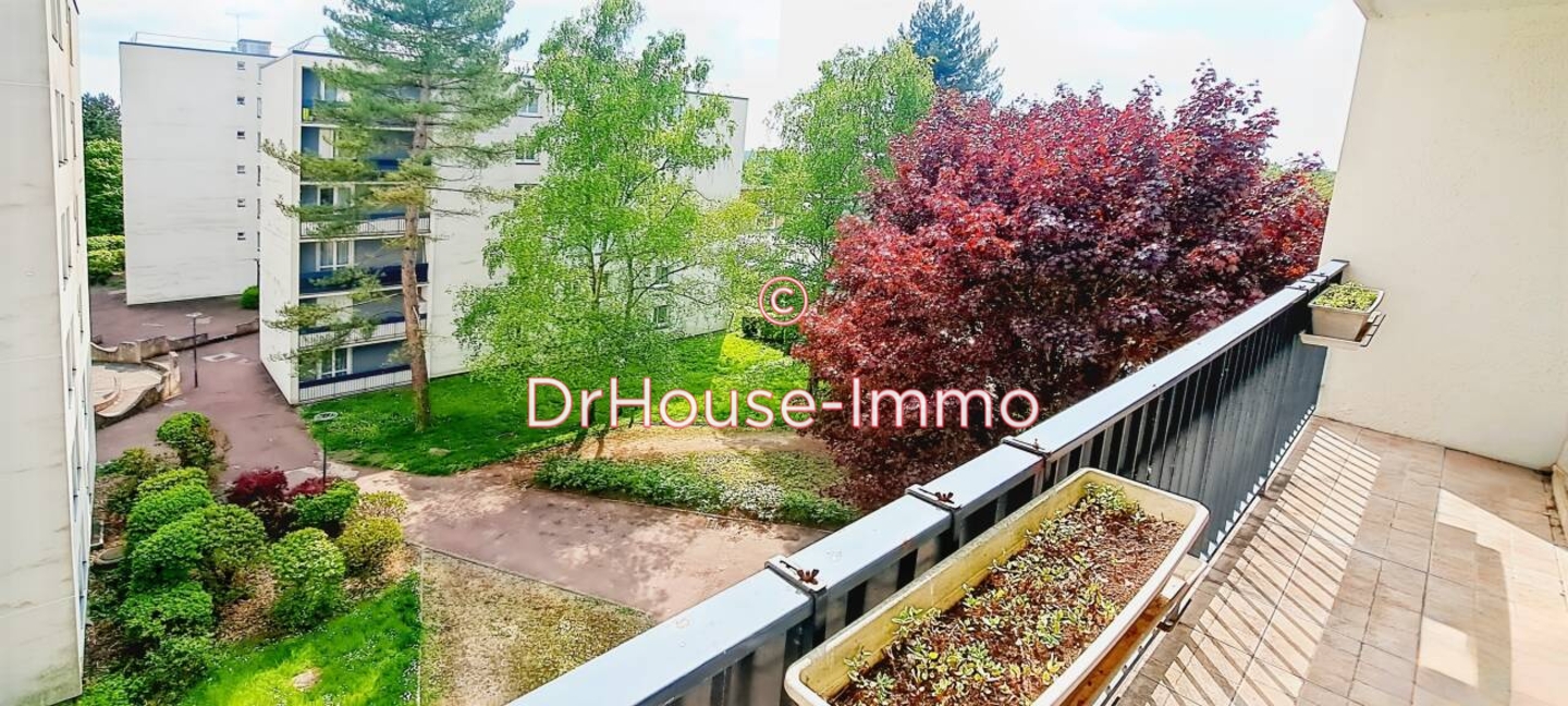 Photo 1 : Vente Appartement 4 pièces Roissy-en-Brie 85 m²